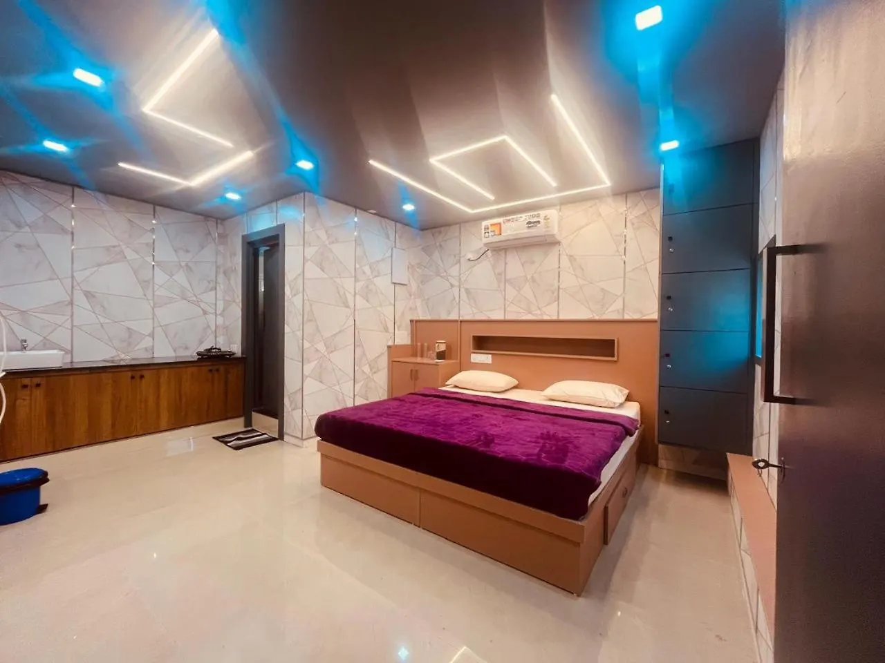 Hotel Spexxa Homes Kozhikode
